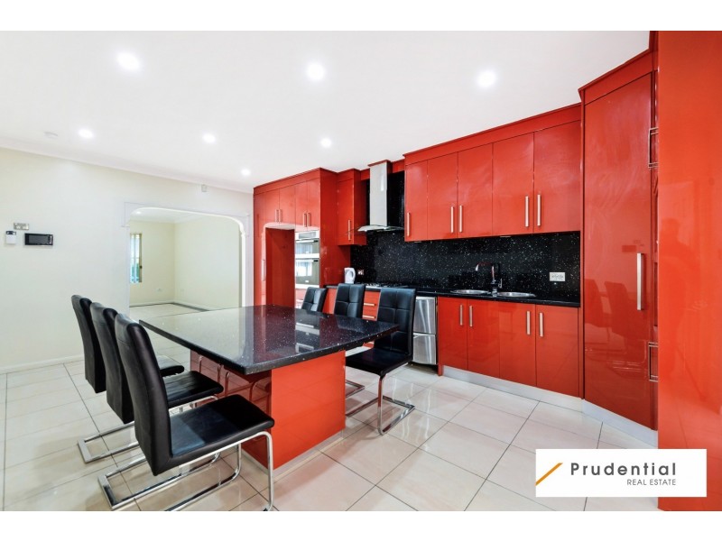 15 Kingfisher Ave, Hinchinbrook NSW 2168