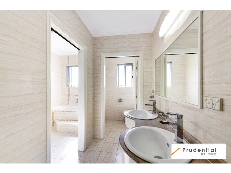 15 Kingfisher Ave, Hinchinbrook NSW 2168