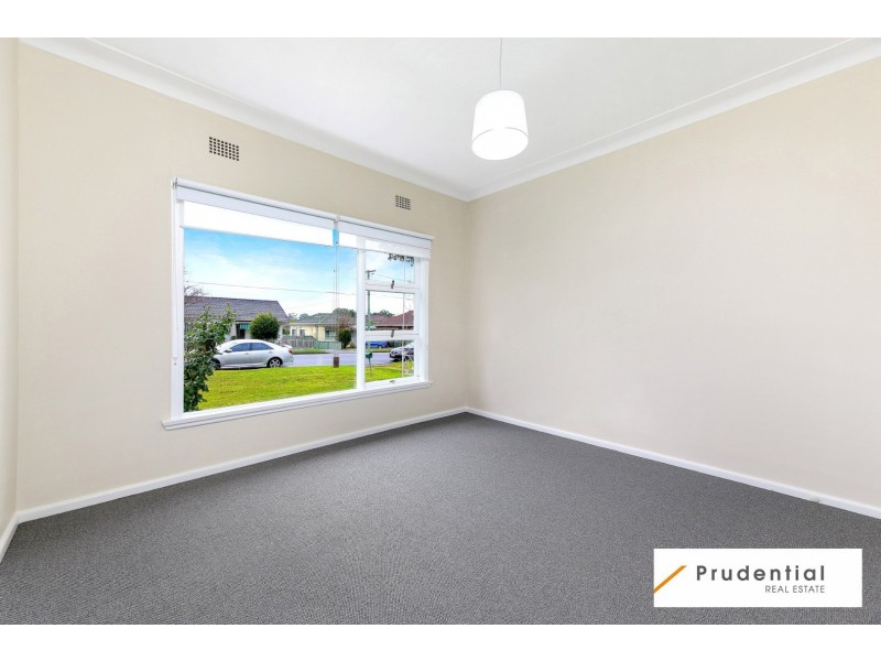 30 Reservoir Rd, Mount Pritchard NSW 2170