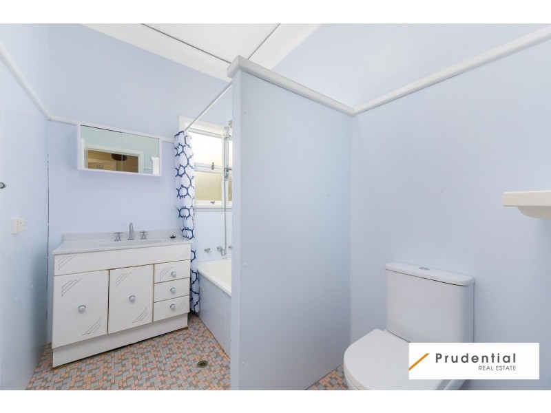 30 Reservoir Rd, Mount Pritchard NSW 2170
