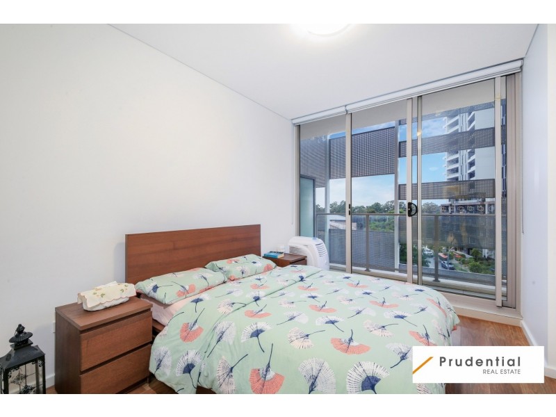 B406/21 Atkinson St, Liverpool NSW 2170