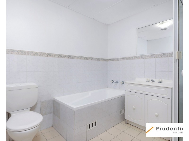 10/18-20 Norfolk St, Liverpool NSW 2170