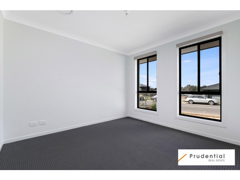 13 Craik Ave, Austral NSW 2179
