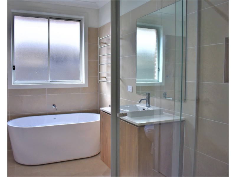 29 Jardine Dr, Edmondson Park NSW 2174