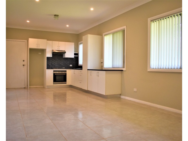 32A Marie St, Lurnea NSW 2170