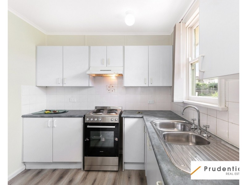 6 Pylara Ave, Busby NSW 2168