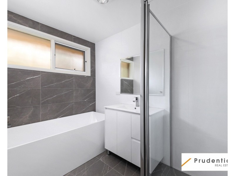 26 Acacia Ave, Prestons NSW 2170