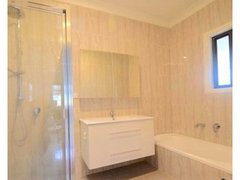 3a Roland Ave, Liverpool NSW 2170