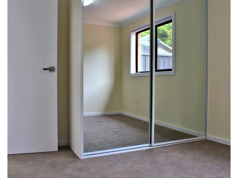 12a Paperbark Cct, Casula NSW 2170