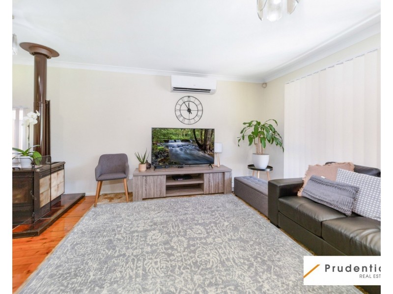 1 Darling Ave, Lurnea NSW 2170