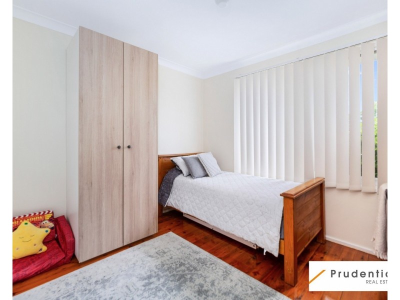 1 Darling Ave, Lurnea NSW 2170