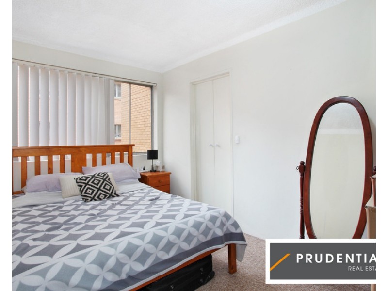 08/07 Hart Street, Warwick Farm NSW 2170