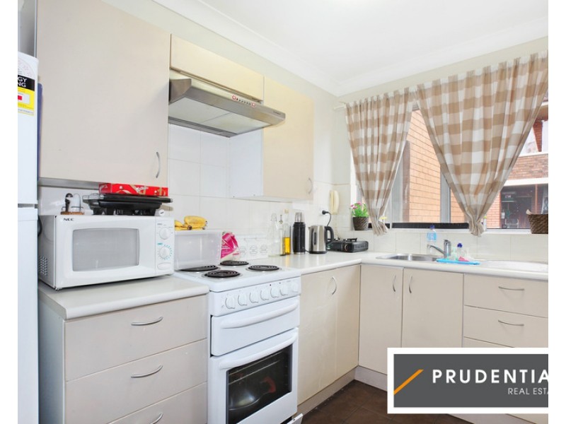 08/07 Hart Street, Warwick Farm NSW 2170