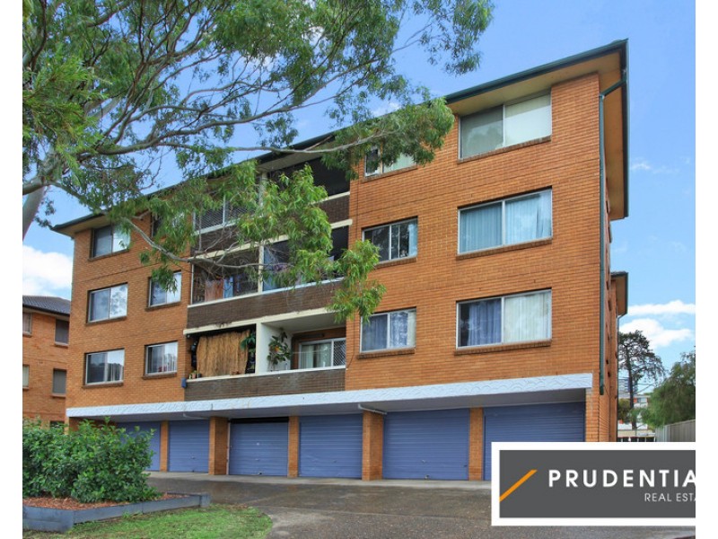 08/07 Hart Street, Warwick Farm NSW 2170