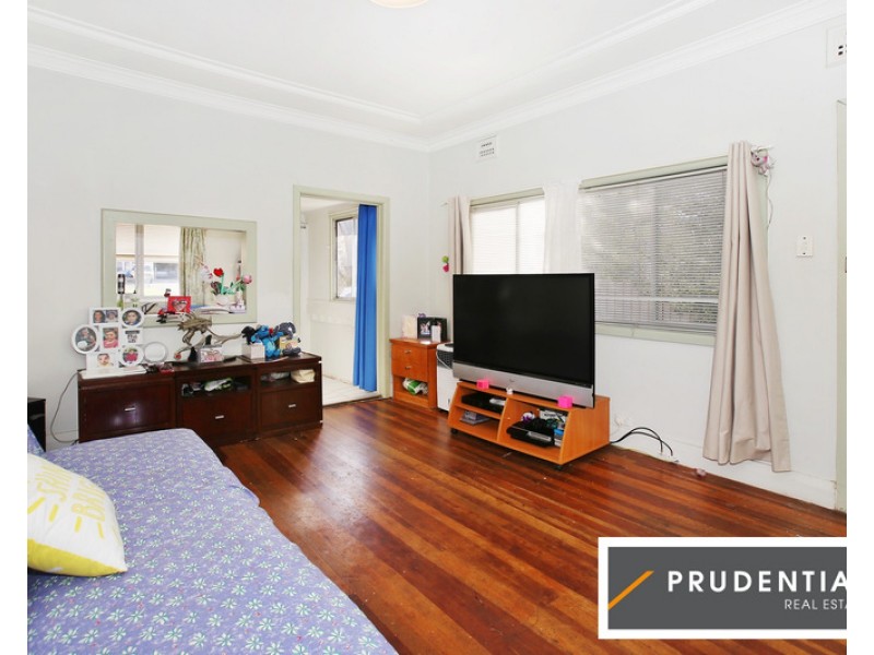 2/110 High Street, Cabramatta West NSW 2166