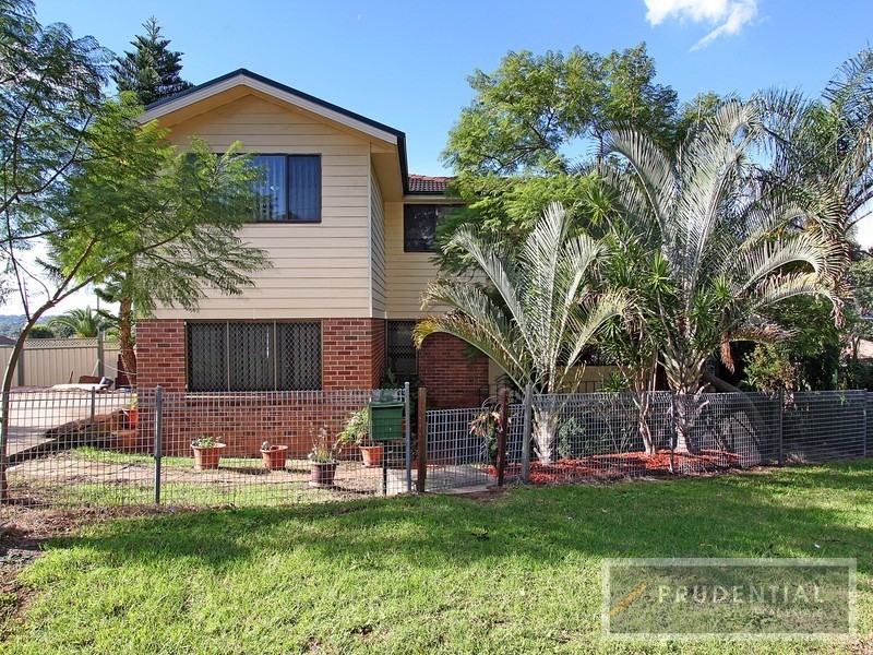 128 Hill Rd, Lurnea NSW 2170