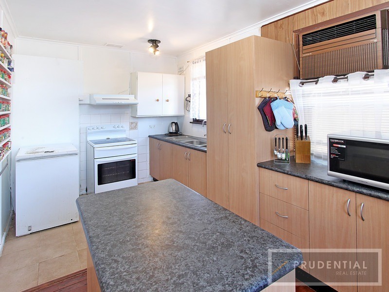 128 Hill Rd, Lurnea NSW 2170