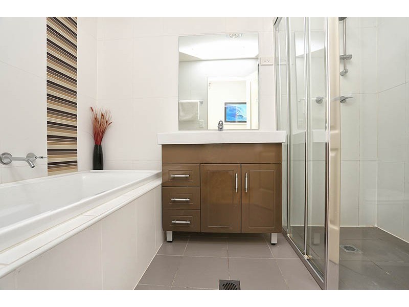 17/18 Holland Crescent, Casula NSW 2170