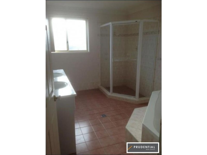 38b Joshua Moore Drive, Horningsea Park NSW 2171