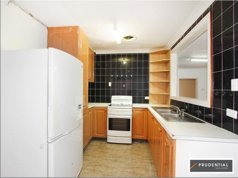 33 Lyndley Street, Busby NSW 2168