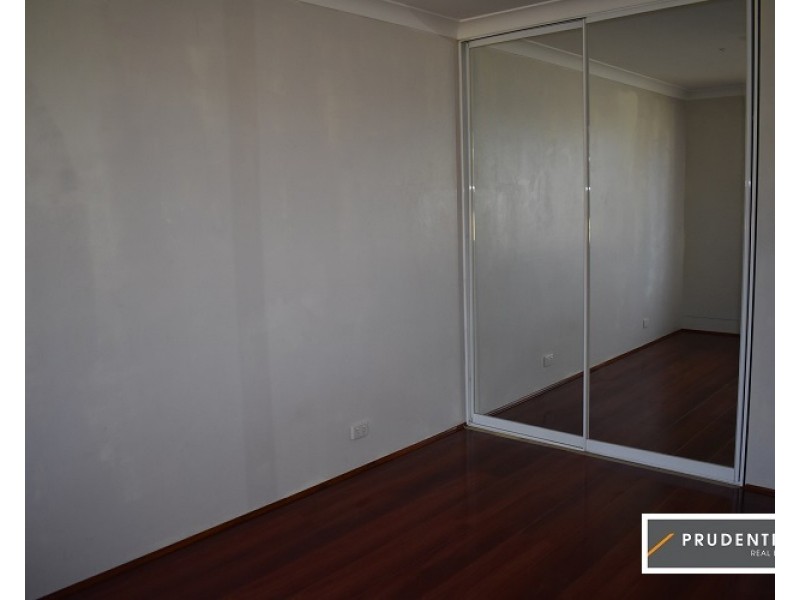 6/4 Mead Drive, Chipping Norton NSW 2170