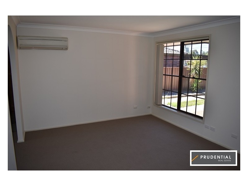 40 Meehan Avenue, Hammondville NSW 2170