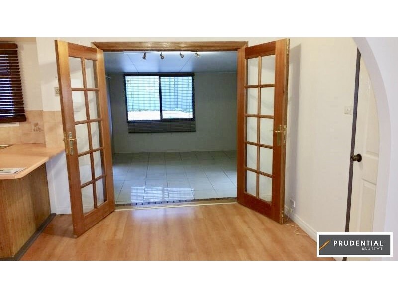 6 Namatjira Close, Eagle Vale NSW 2558