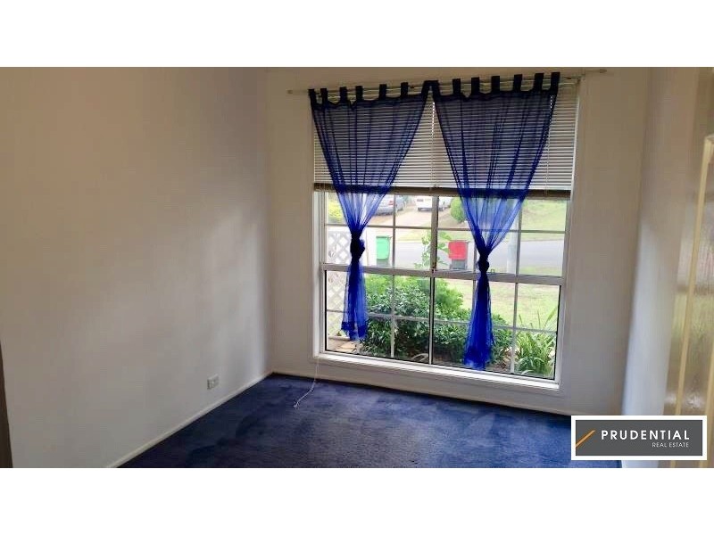 6 Namatjira Close, Eagle Vale NSW 2558