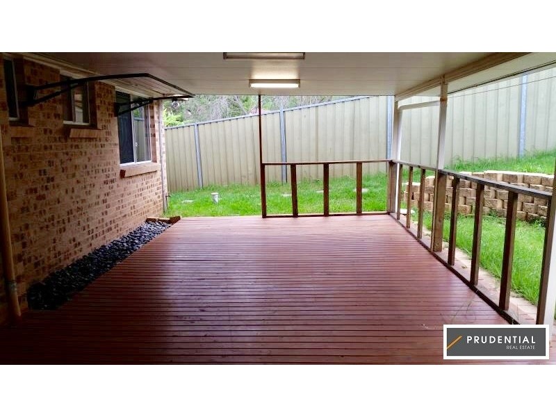 6 Namatjira Close, Eagle Vale NSW 2558