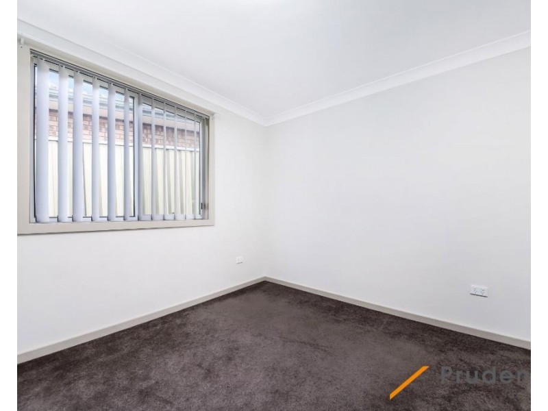 6A Namatjira Close, Eagle Vale NSW 2558