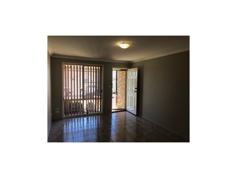 4B Rasp Close, West Hoxton NSW 2171