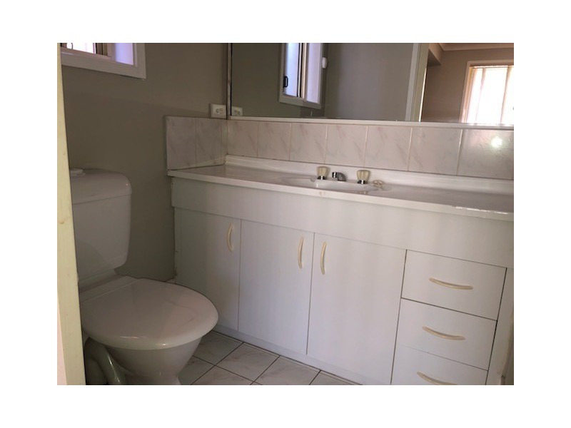 4B Rasp Close, West Hoxton NSW 2171