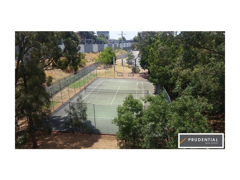 12/3 Riverpark Drive, Liverpool NSW 2170