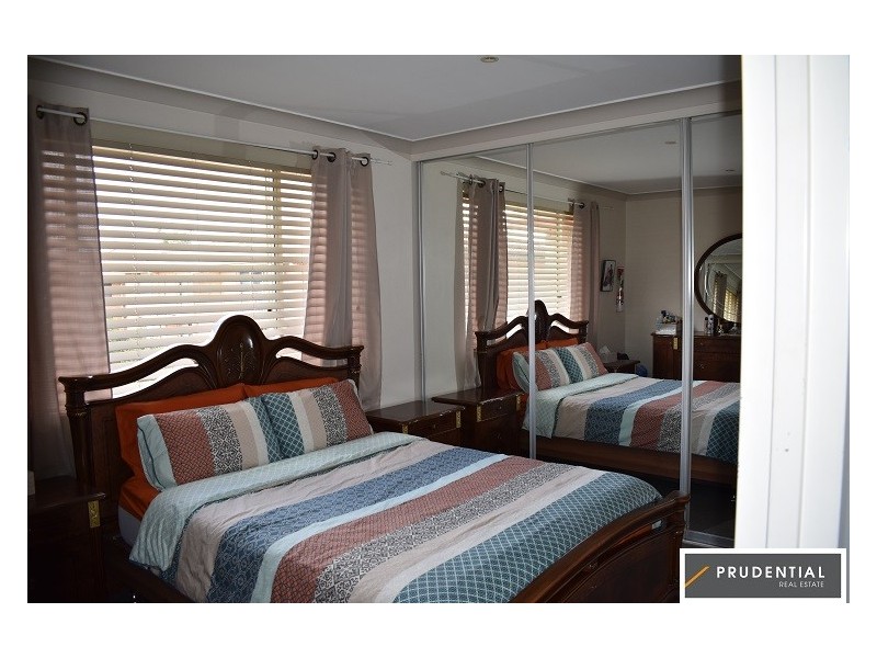 21/4 Riverpark Dr, Liverpool NSW 2170