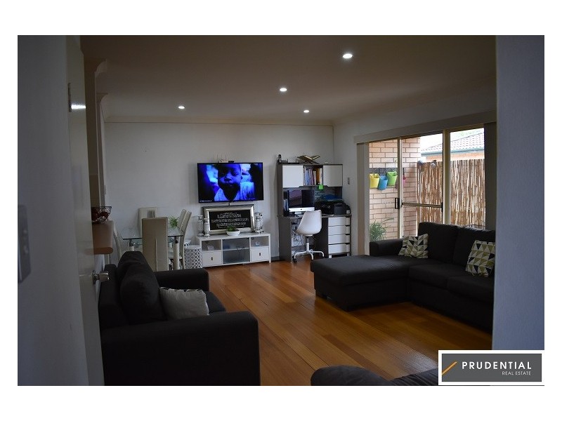 21/4 Riverpark Dr, Liverpool NSW 2170