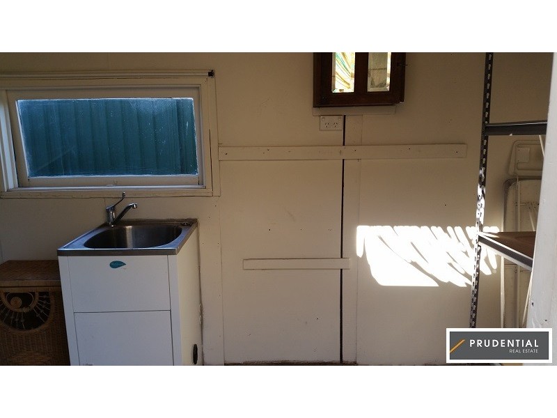 43 Rowe Avenue, Lurnea NSW 2170