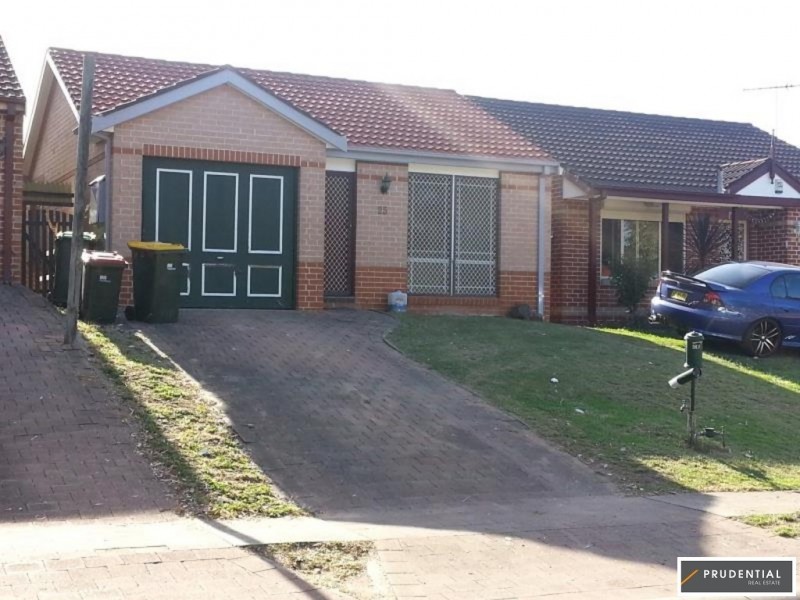 25 Sparrow Lane, Green Valley NSW 2168