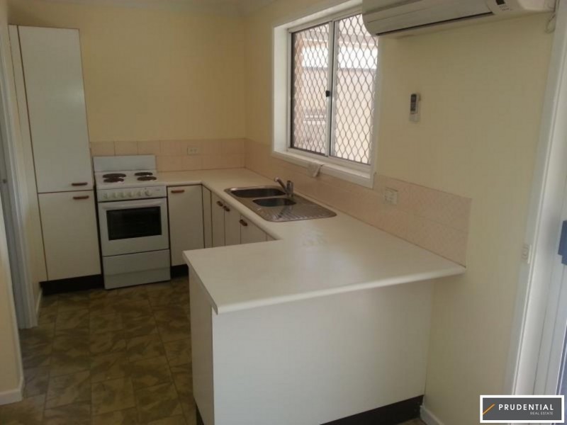 25 Sparrow Lane, Green Valley NSW 2168