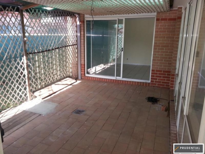 25 Sparrow Lane, Green Valley NSW 2168