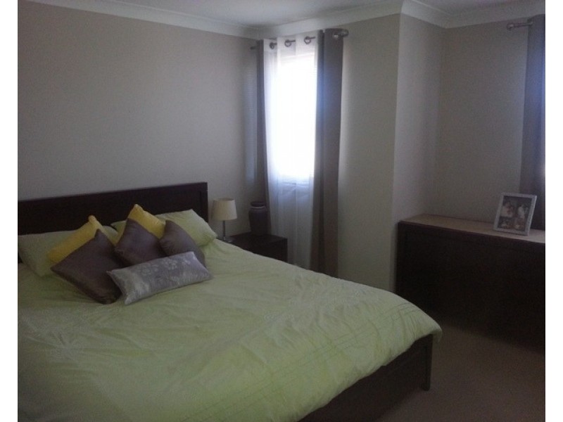 84 Stansmore Avenue, Prestons NSW 2170