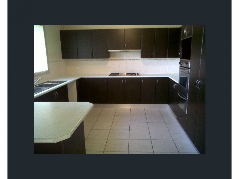 8B Timbillica Close, Prestons NSW 2170