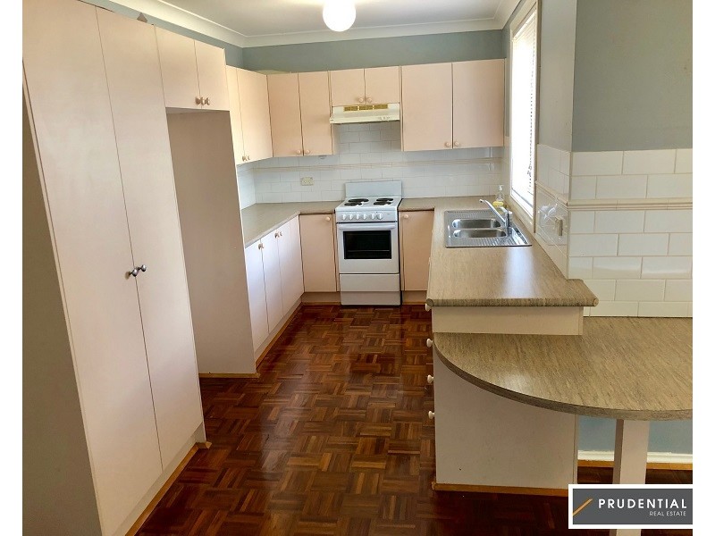 16 Triabunna Avenue, West Hoxton NSW 2171