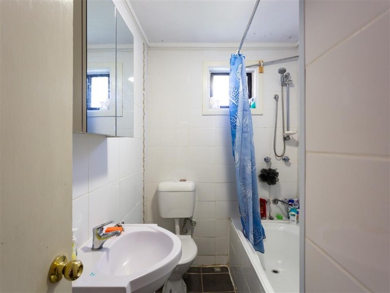 11 Tripp Street, Warwick Farm NSW 2170