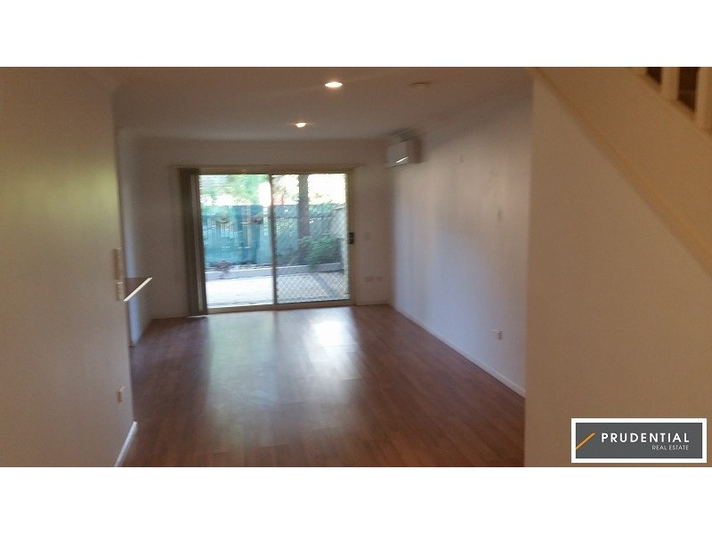 8/142 Heathcote Road, Hammondville NSW 2170