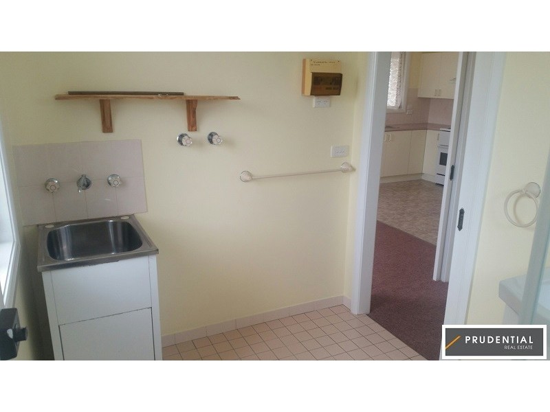 8A Clingan Avenue, Lurnea NSW 2170