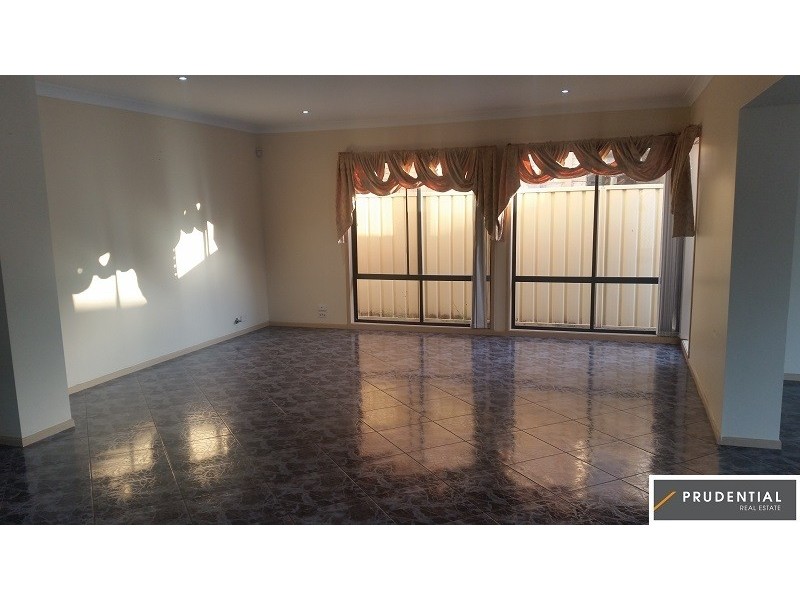 25 Chapman Street, West Hoxton NSW 2171