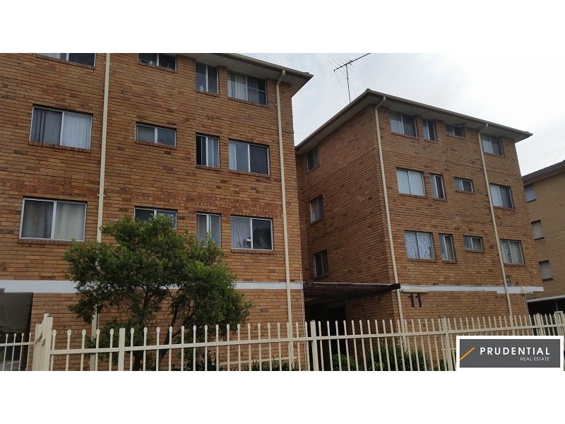 22/11 Forbes Street, Warwick Farm NSW 2170