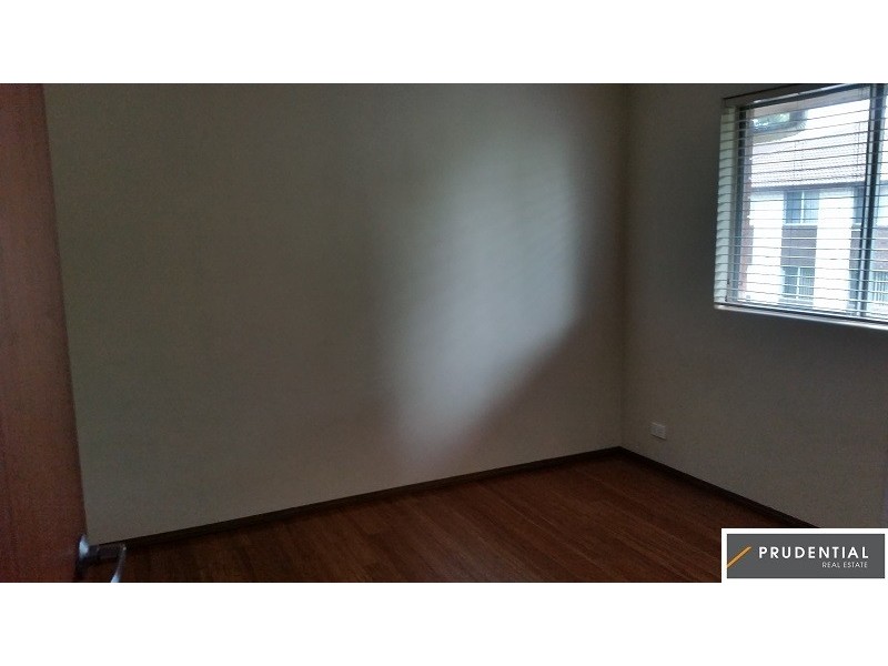 22/11 Forbes Street, Warwick Farm NSW 2170