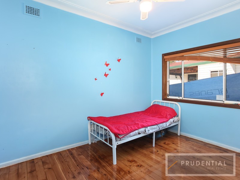 8 Coolaroo Crescent, Lurnea NSW 2170