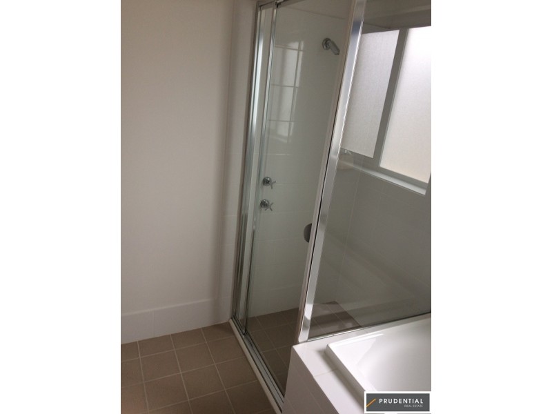 4 Horace Street, Middleton Grange NSW 2171